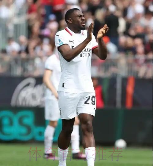 约维奇可能离队 米兰、那不勒斯等队都在关注他 约维奇可能离队 米兰、那不勒斯等队都在关注他