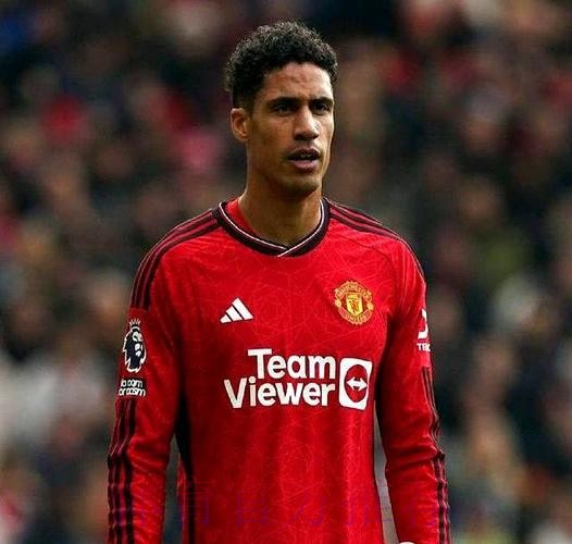 曼联中卫首选一直是瓦拉内 但还没向皇马报价 曼联中卫首选一直是瓦拉内 但还没向皇马报价